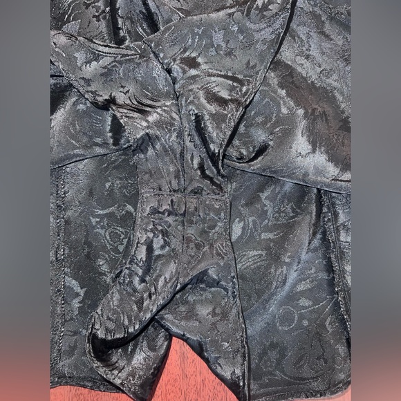 Delicates Black and White Lace Chemise - Picture 4 of 4